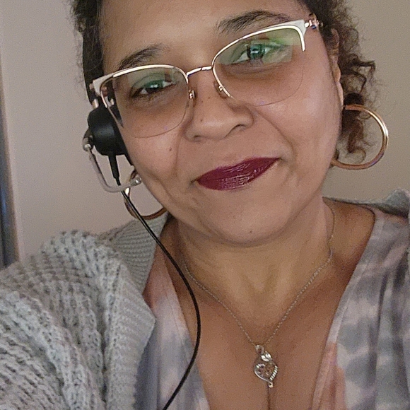 Meet your Posher, Rachel - Picture 12 of 16